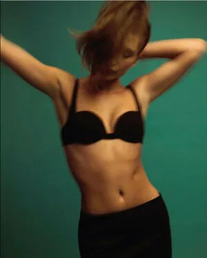 Hailey Baldwin Bieber / haileybieber nude photo #0031