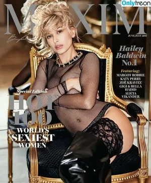 Hailey Baldwin Bieber / haileybieber nude photo #0914