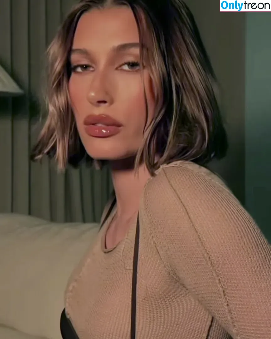 Hailey Baldwin Bieber nude photo #0164 (haileybieber)