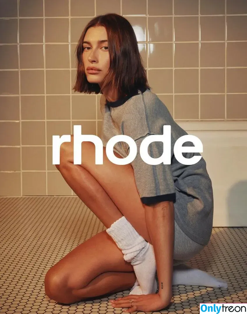 Hailey Baldwin Bieber nude photo #0448 (haileybieber)