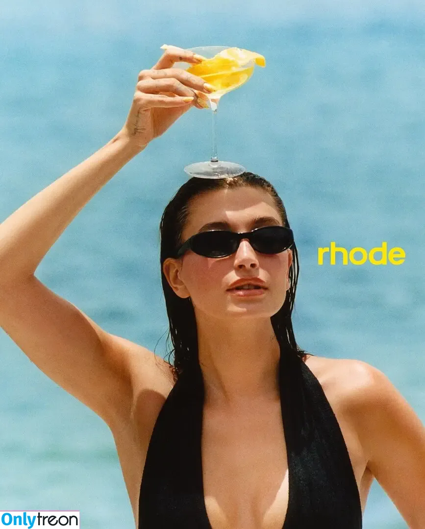 Hailey Baldwin Bieber nude photo #0968 (haileybieber)