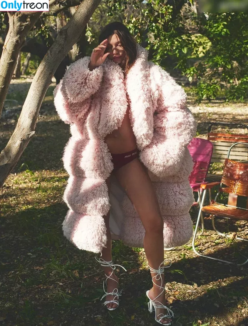 Hailey Bieber nude photo #0372 (baldwin / haileybieber)