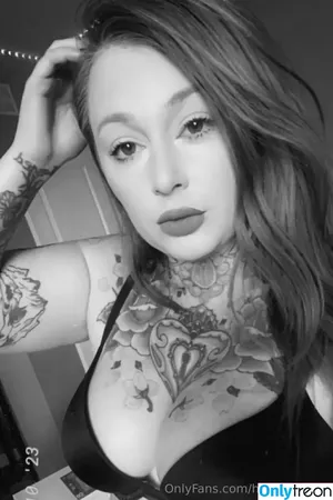 haileygold22 / haileygold_ nude photo #0024