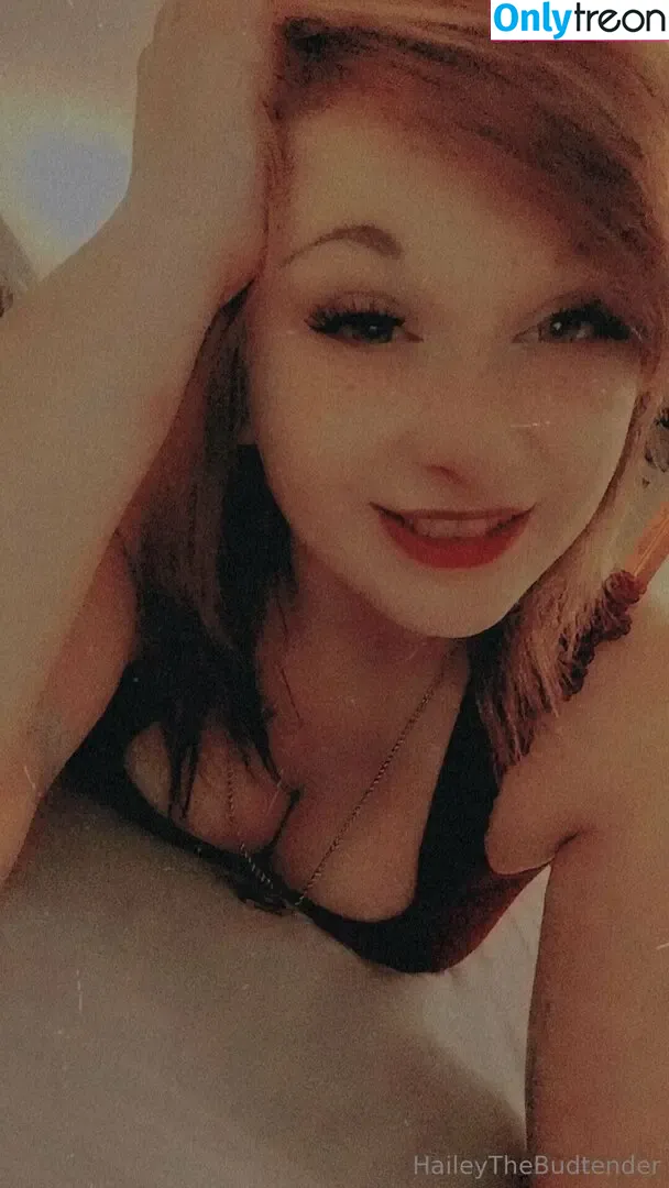 haileythebudtender nude photo #0001 (haileythebudtender_)