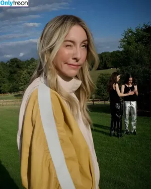 Haim Sisters / haimtheband nude photo #0114