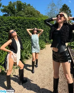 Haim Sisters / haimtheband nude photo #0138