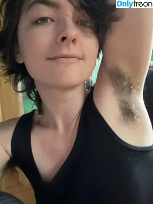 Hairy Women / HairyFairy420 / ig_naturals / pearlygirly06 nude photo #2745