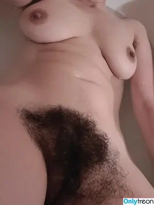 Hairy Women / HairyFairy420 / ig_naturals / pearlygirly06 nude photo #2837