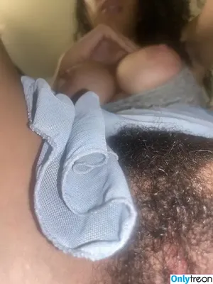 Hairy Women / HairyFairy420 / ig_naturals / pearlygirly06 nude photo #3112
