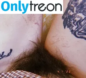 Hairy Women / HairyFairy420 / ig_naturals / pearlygirly06 nude photo #3415