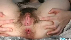 Hairy Women / HairyFairy420 / ig_naturals / pearlygirly06 nude photo #3973
