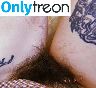 Hairy Women nude photo #3415 (HairyFairy420 / ig_naturals / pearlygirly06)