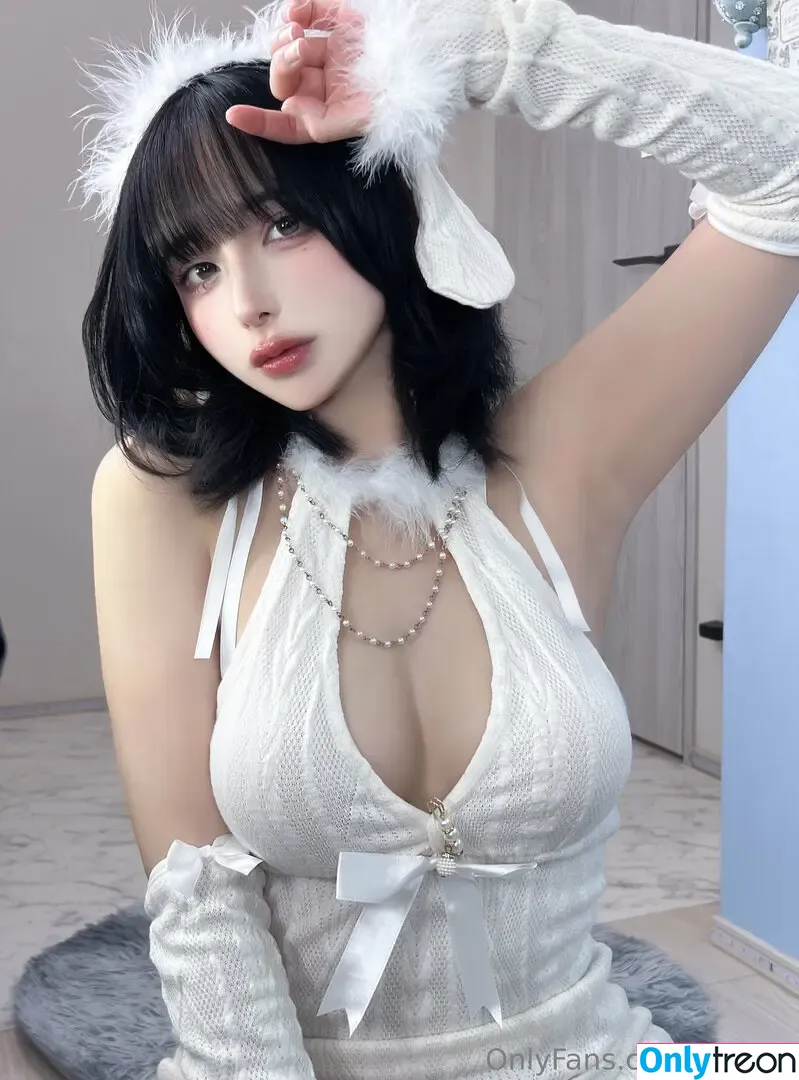 hal.h.l nude photo #0188 (hal_h_l)