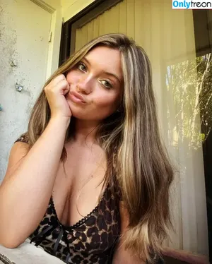 Haley’s ASMR / haleysasmr / user nude photo #0011