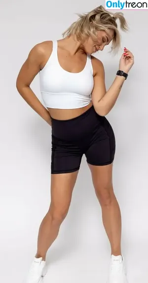 haleyjordan12 / therealhaileyjordan nude photo #0005