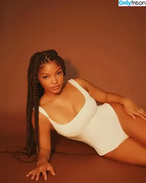 Halle Bailey / chloebaileyyy / hallebailey nude photo #0152