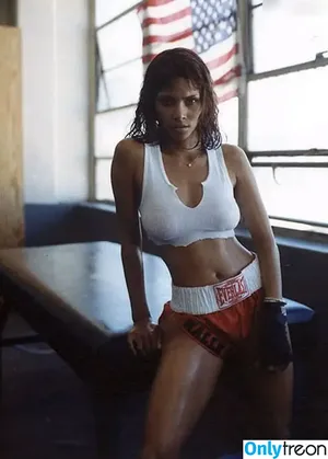Halle Berry / halleberry / hberry01 nude photo #0131