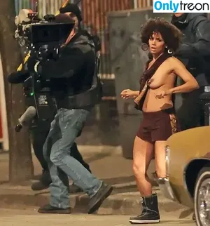 Halle Berry / halleberry / hberry01 nude photo #0177
