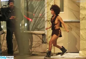 Halle Berry / halleberry / hberry01 nude photo #0181