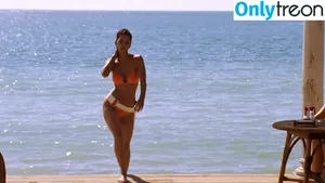 Halle Berry / halleberry / hberry01 nude photo #0232