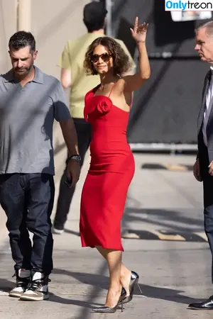 Halle Berry / halleberry / hberry01 nude photo #0487