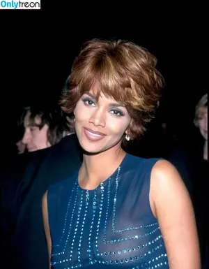 Halle Berry / halleberry / hberry01 nude photo #0536