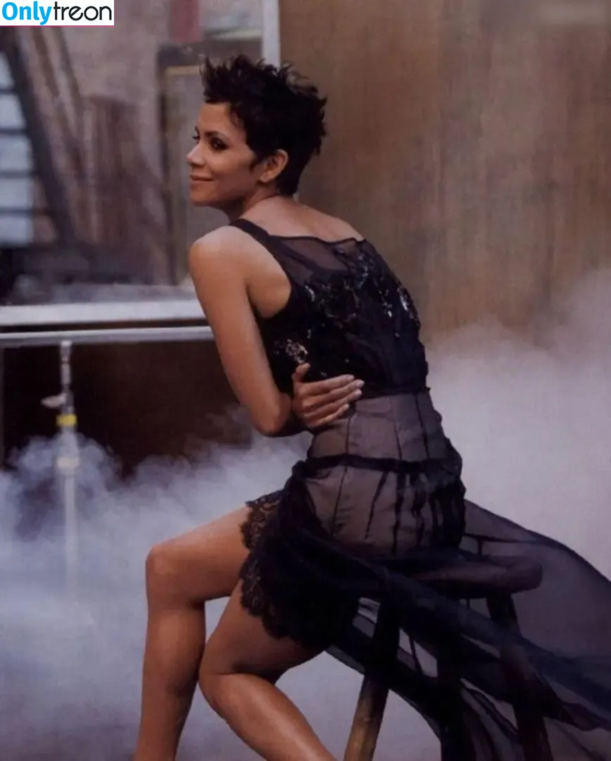 Halle Berry nude photo #0279 (halleberry / hberry01)