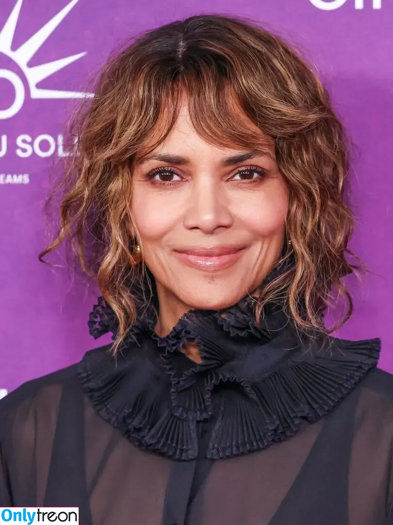 Halle Berry nude photo #0522 (halleberry / hberry01)