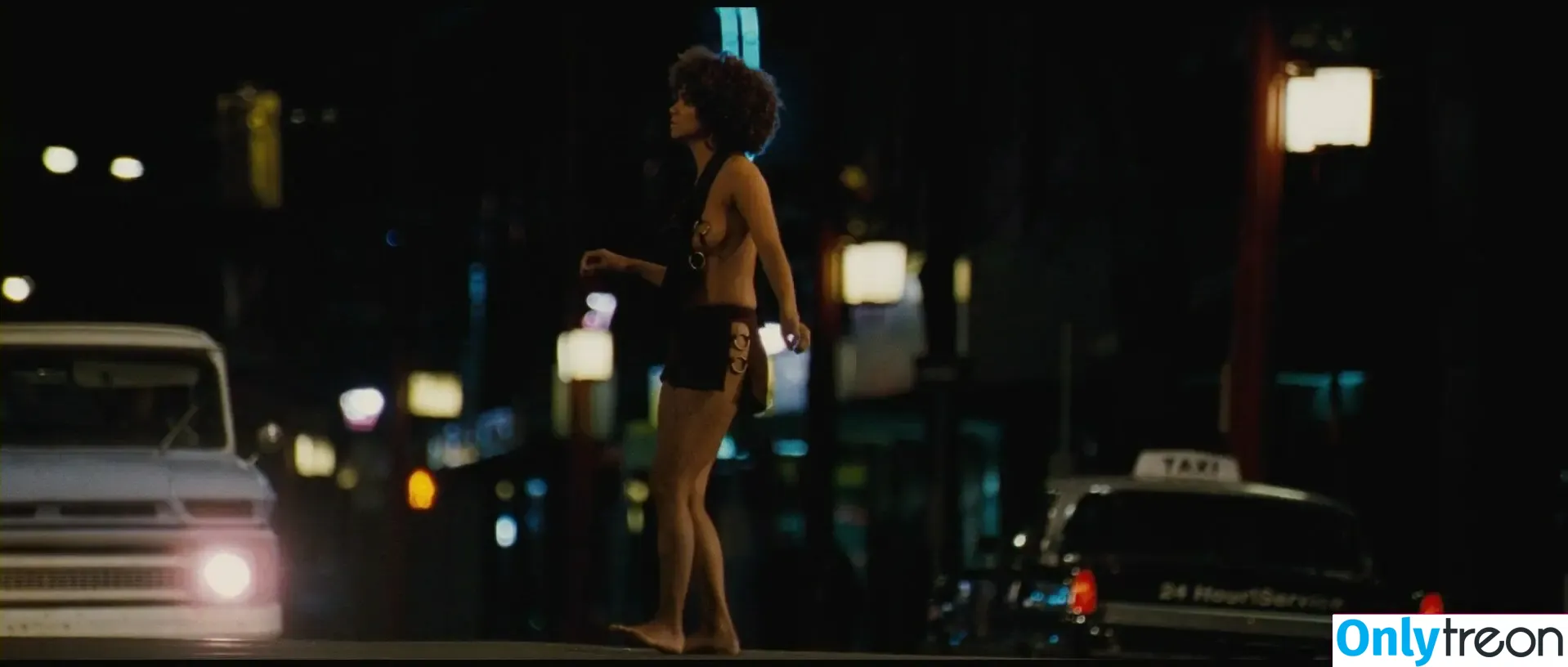 Halle Berry nude photo #0558 (halleberry / hberry01)