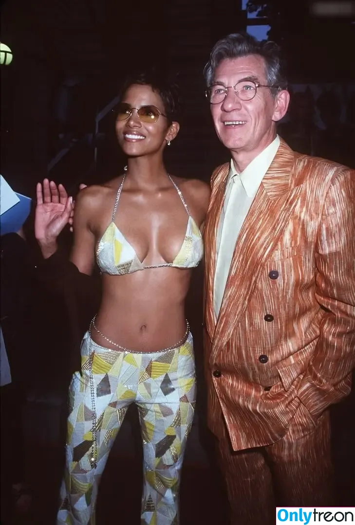 Halle Berry nude photo #0588 (halleberry / hberry01)
