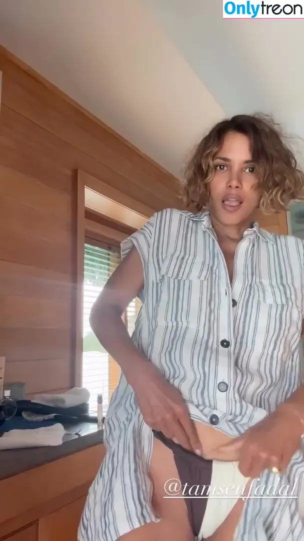 Halle Berry nude photo #0841 (halleberry / hberry01)