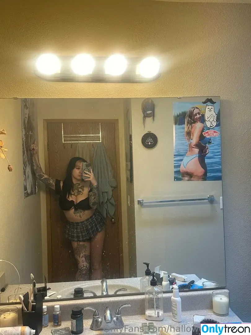 halloweenhoe666 nude photo #0020 (_halloween666)