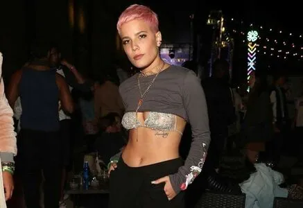 Halsey / iamhalsey / yammahaaa nude photo #0220