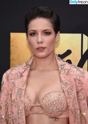 Halsey / iamhalsey / yammahaaa nude photo #0529