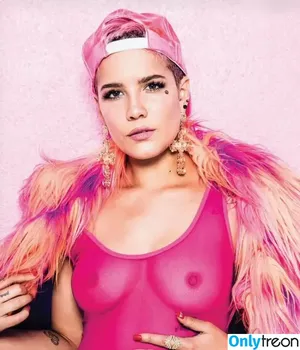 Halsey / iamhalsey / yammahaaa nude photo #0546