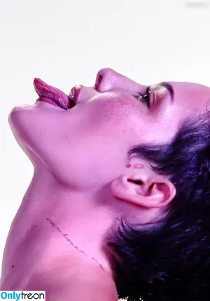 Halsey / iamhalsey / yammahaaa nude photo #0577