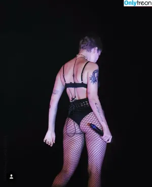 Halsey / iamhalsey / yammahaaa nude photo #0596
