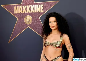 Halsey / iamhalsey / yammahaaa nude photo #0612