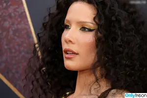 Halsey / iamhalsey / yammahaaa nude photo #0631