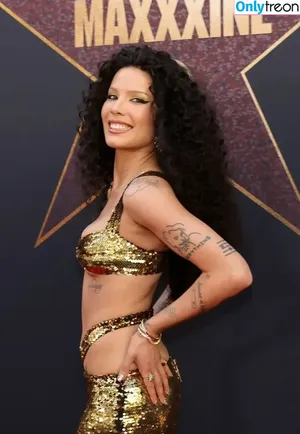 Halsey / iamhalsey / yammahaaa nude photo #0635