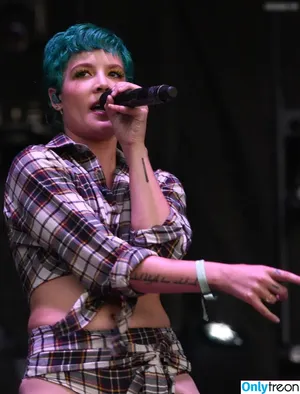 Halsey / iamhalsey / yammahaaa nude photo #0702