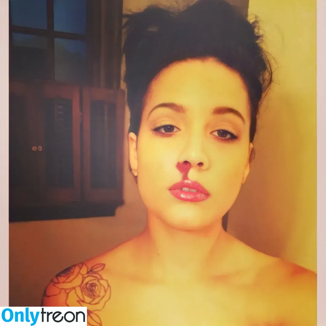Halsey nude photo #0041 (iamhalsey / yammahaaa)