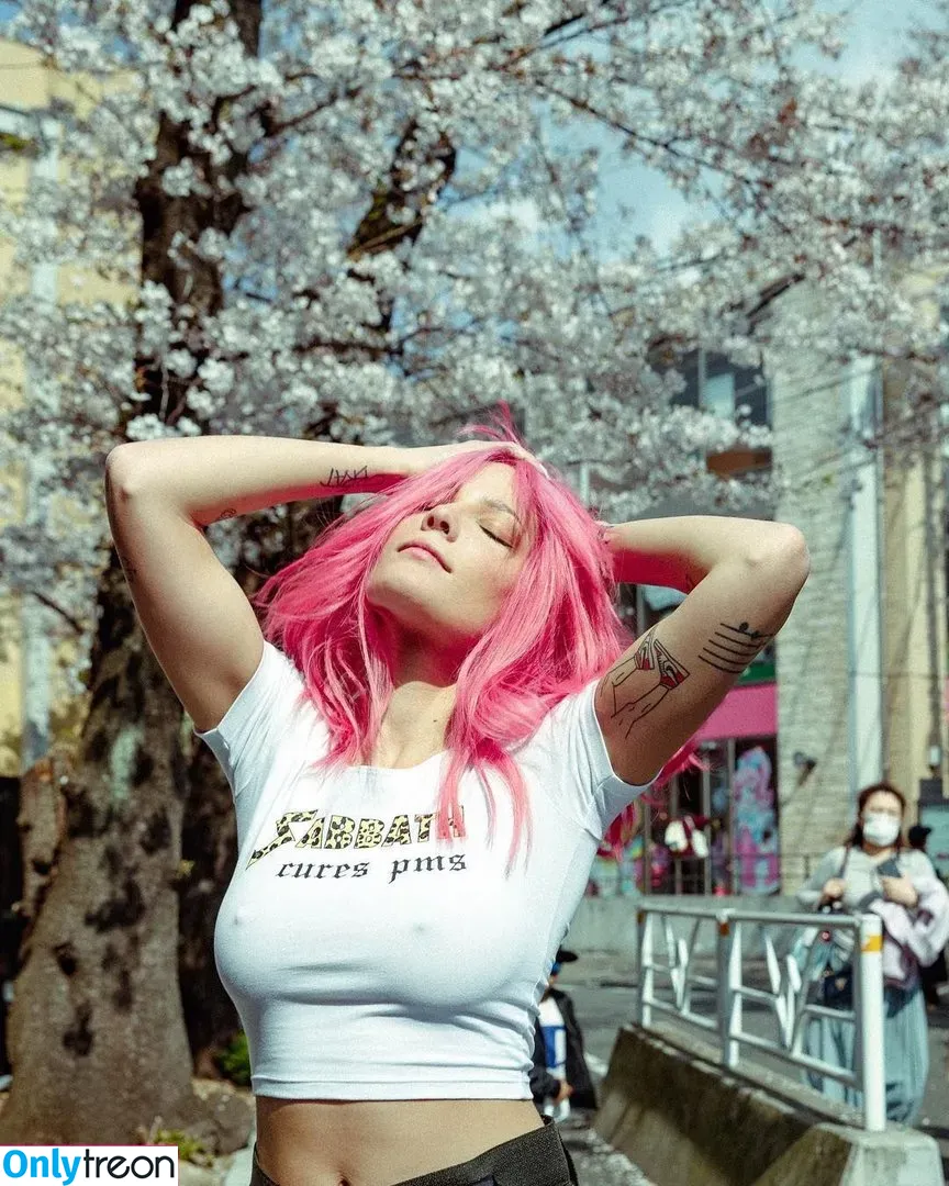 Halsey nude photo #0057 (iamhalsey / yammahaaa)