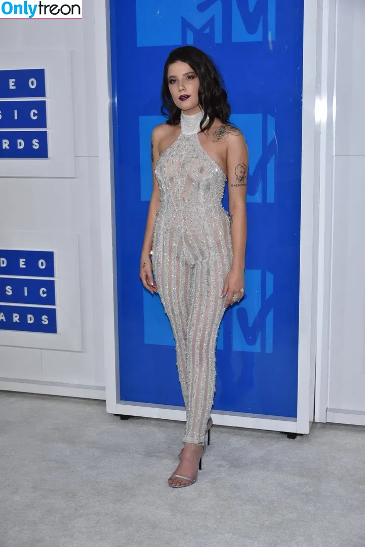 Halsey nude photo #0066 (iamhalsey / yammahaaa)