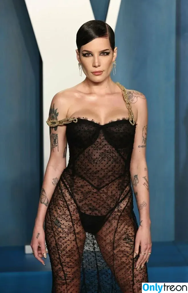 Halsey nude photo #0122 (iamhalsey / yammahaaa)