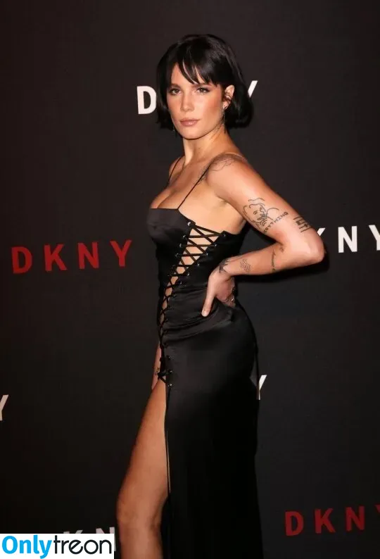 Halsey nude photo #0150 (iamhalsey / yammahaaa)