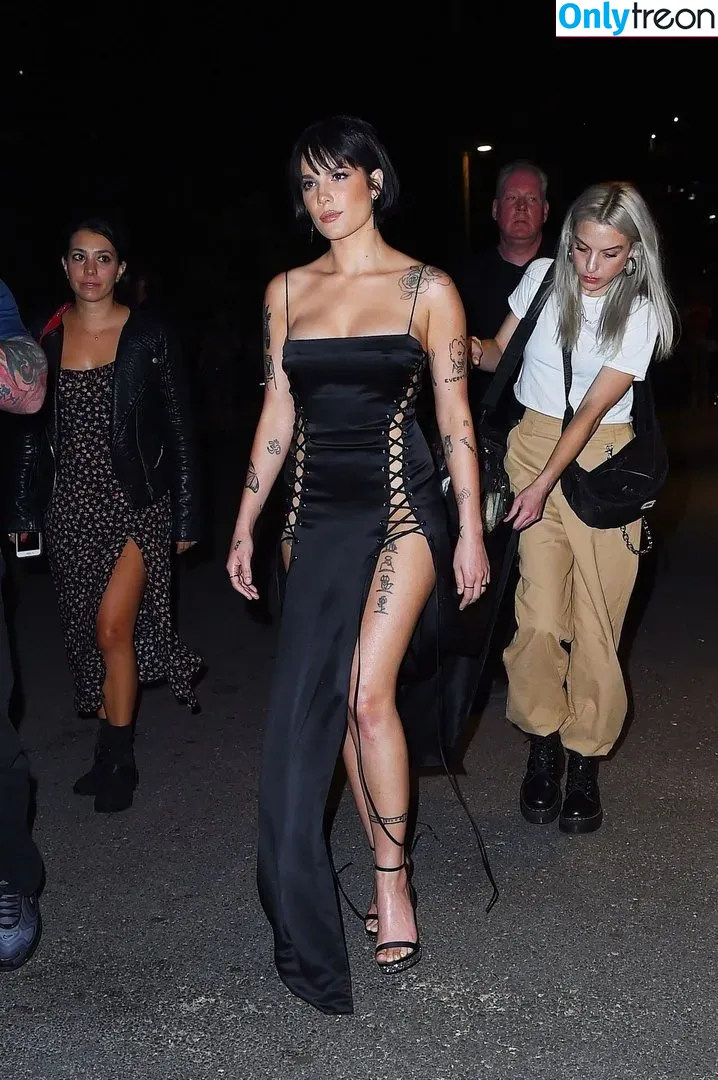 Halsey nude photo #0153 (iamhalsey / yammahaaa)