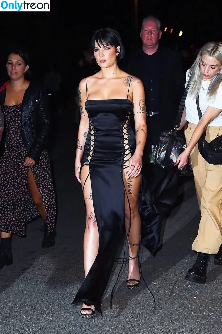 Halsey nude photo #0154 (iamhalsey / yammahaaa)