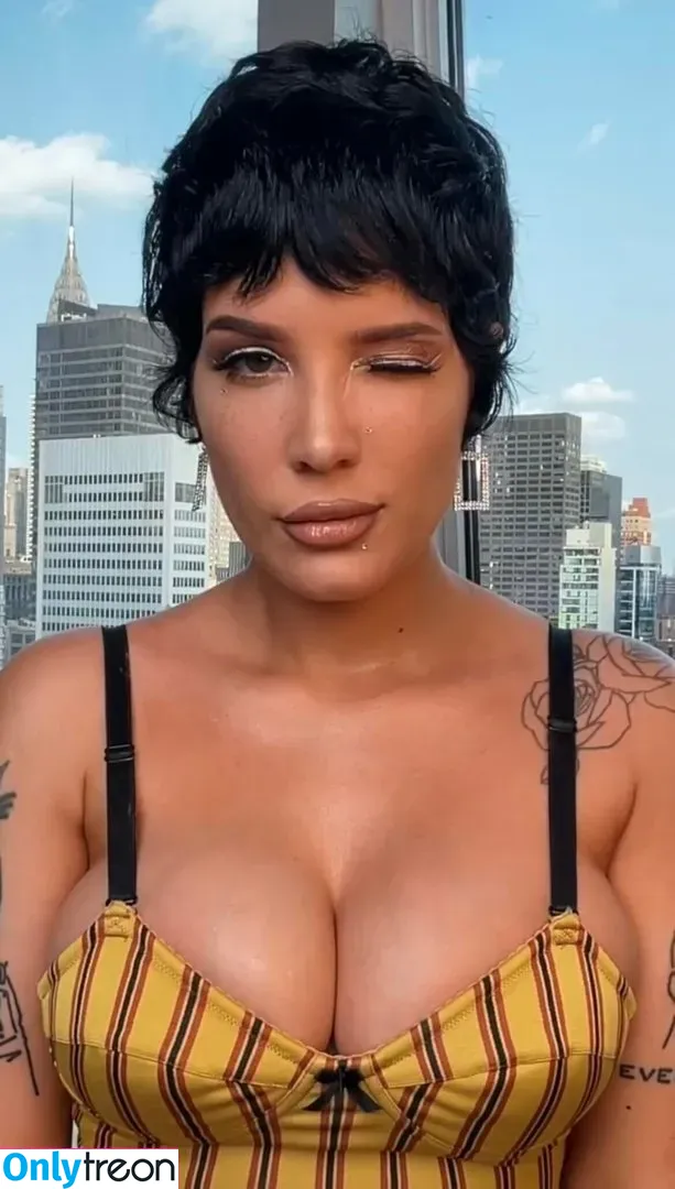 Halsey nude photo #0170 (iamhalsey / yammahaaa)