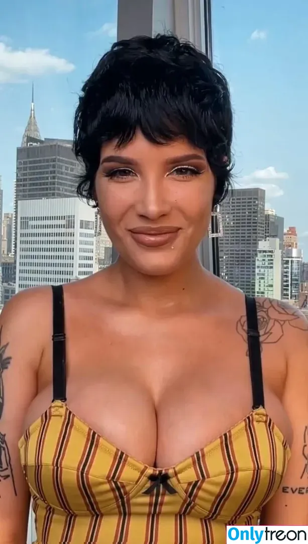 Halsey nude photo #0171 (iamhalsey / yammahaaa)